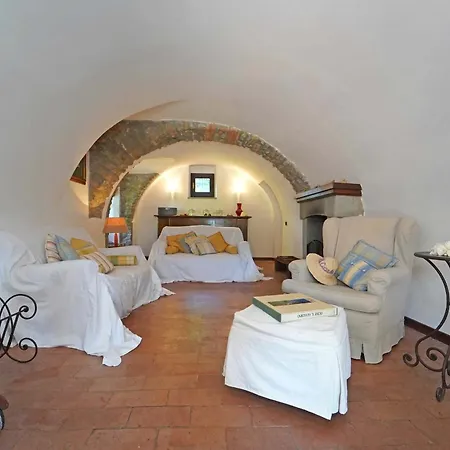Lavanda 10 Pax By Villasretreats Villa Beverino